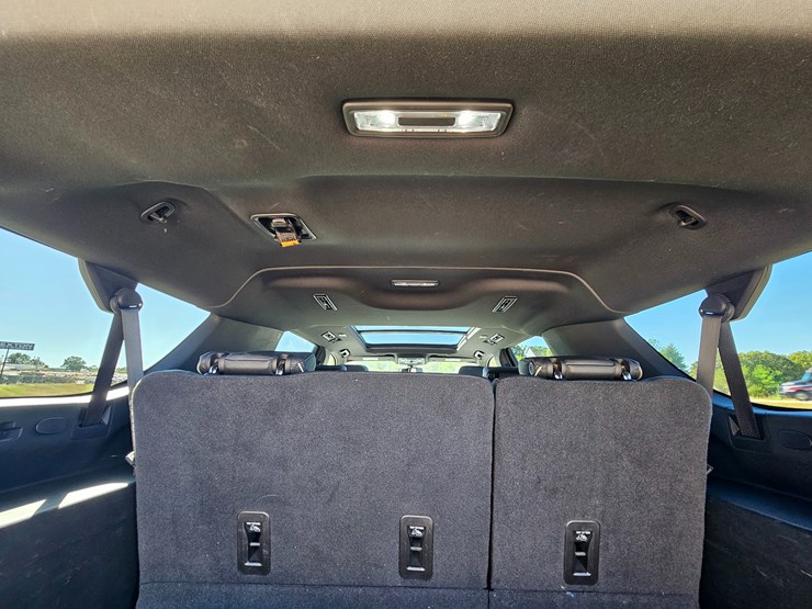 2022-gmc-yukon-xl-image-54