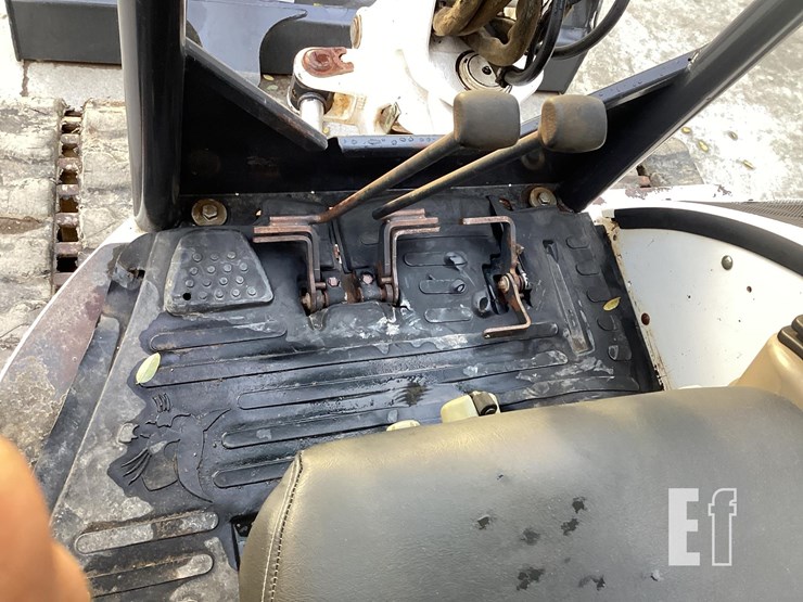 2006-bobcat-435-image-18