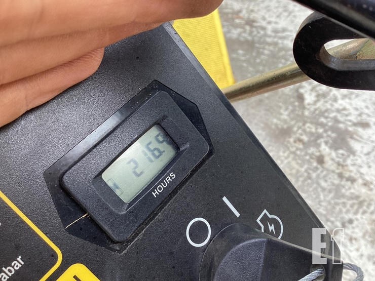 2015-john-deere-model-a-image-12