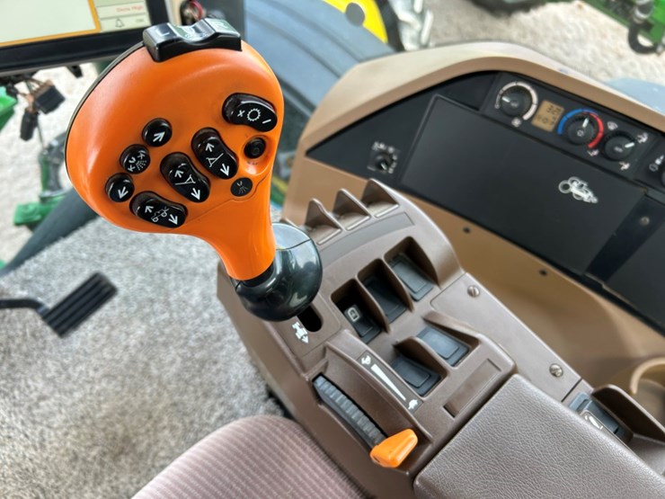 2012-john-deere-4940-image-43