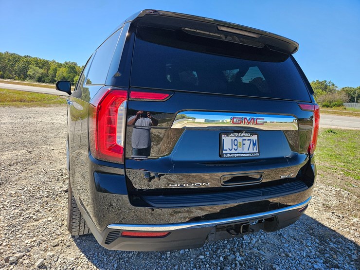 2022-gmc-yukon-xl-image-10