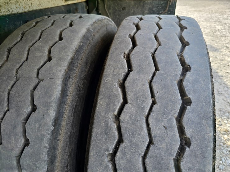 2001-mack-le613-image-93