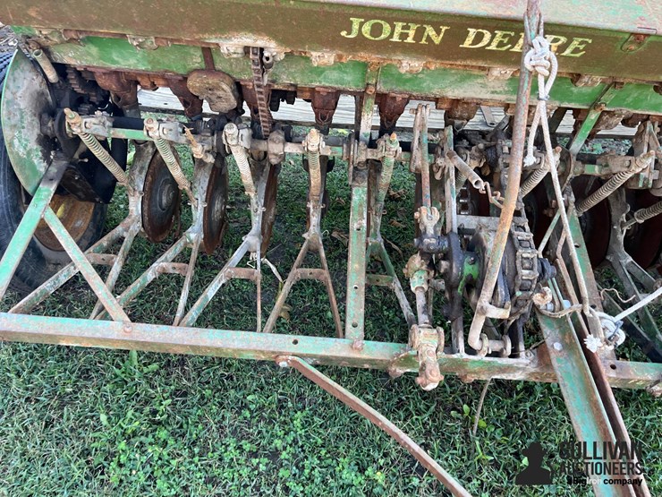 john-deere-8-image-13