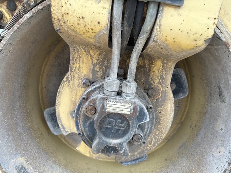 2009-dynapac-cc900-image-39