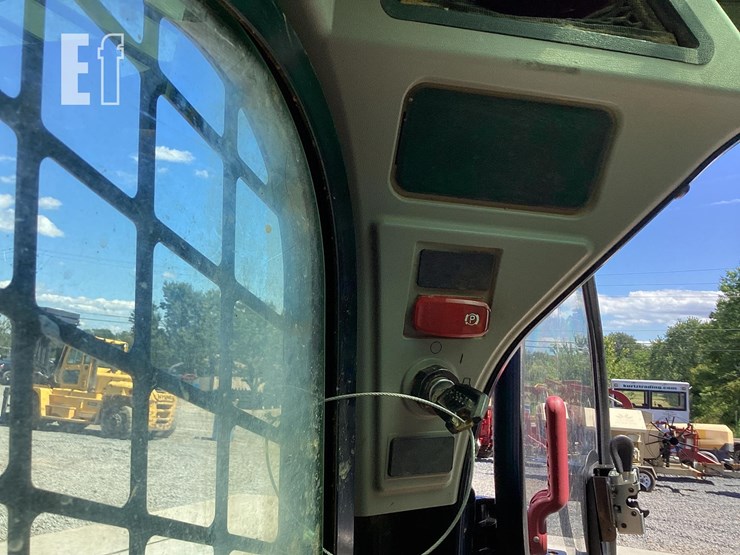 2020-caterpillar-259d3-image-17