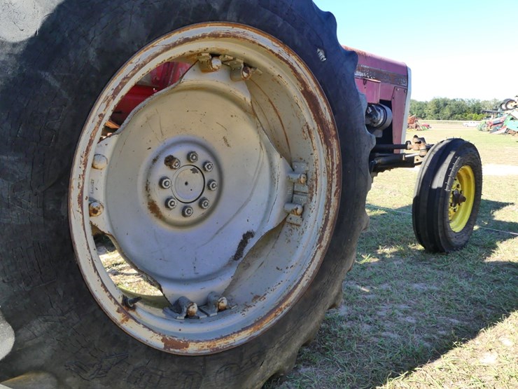 massey-ferguson-240-image-6