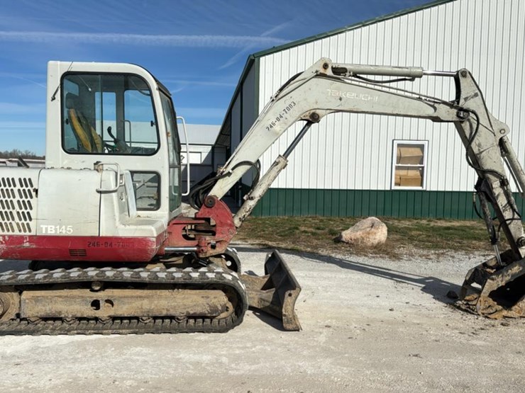 takeuchi-tb145-image-6