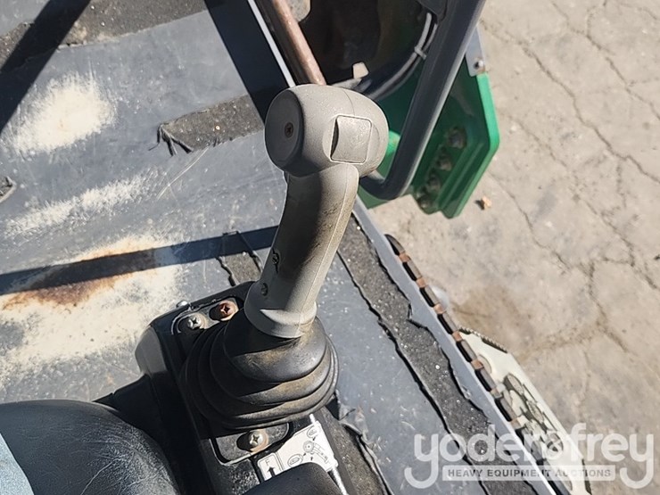 2014-hamm-h11i-image-17