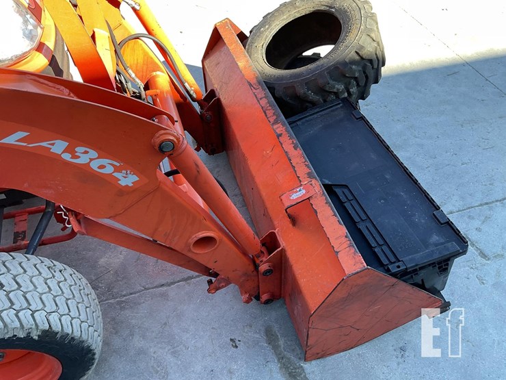 2010-kubota-b2620-image-12