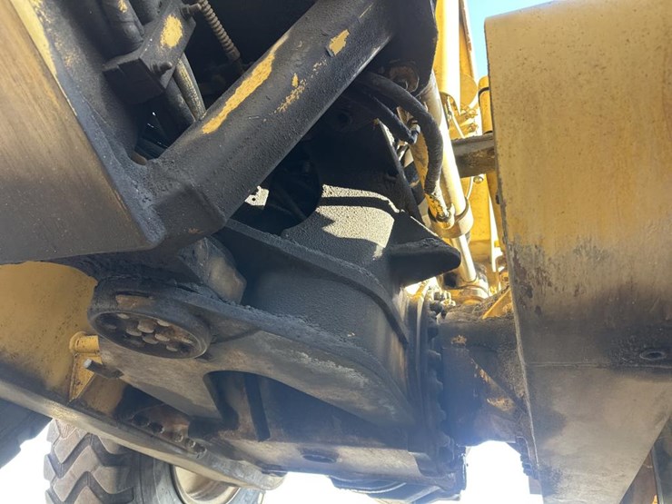 1984-caterpillar-140g-image-59