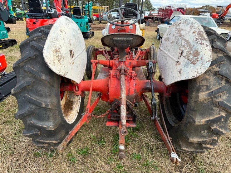 1948-ford-tractor-image-4