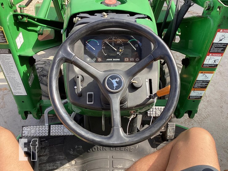 1999-john-deere-4200-image-14