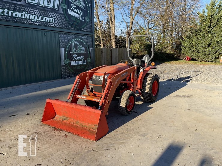 2016-kubota-l3301d-image-8