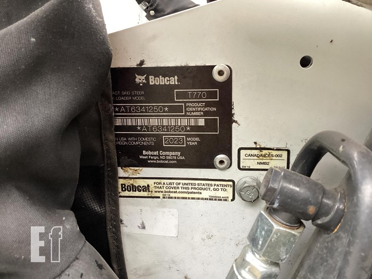 2023-bobcat-t770-image-19