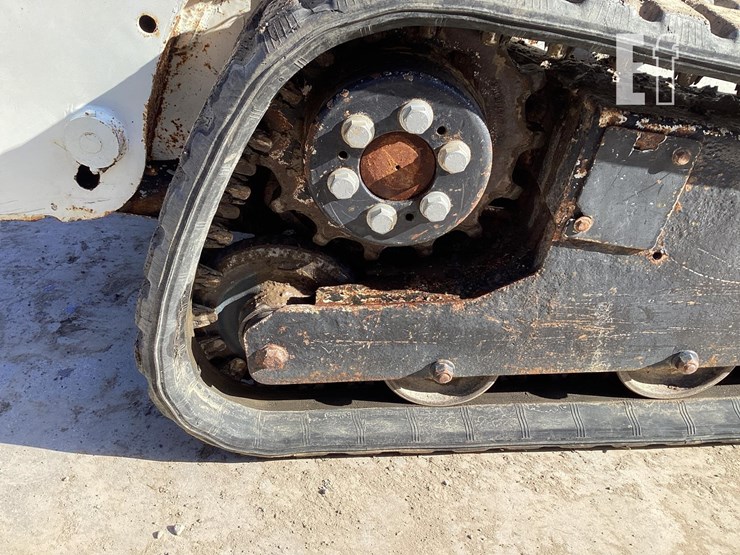 2005-bobcat-t190-image-12