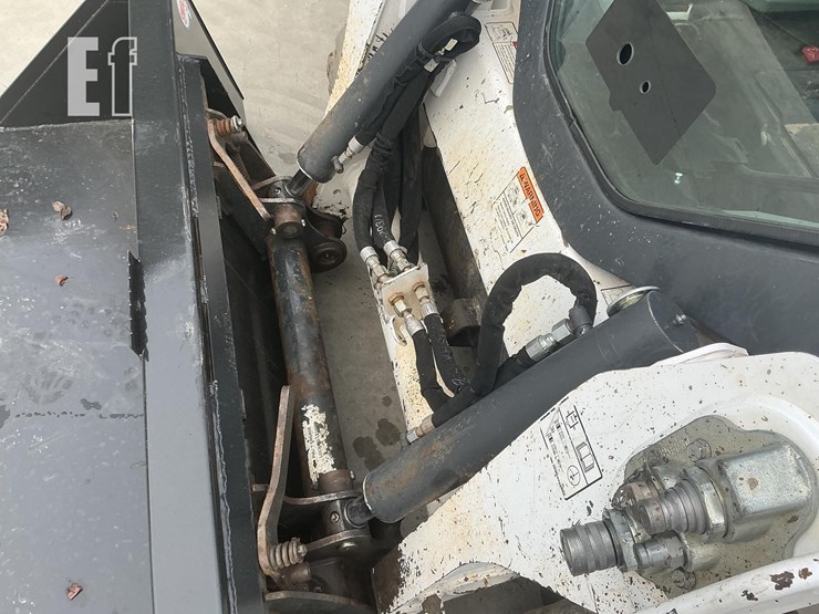 2019-bobcat-t590-image-10
