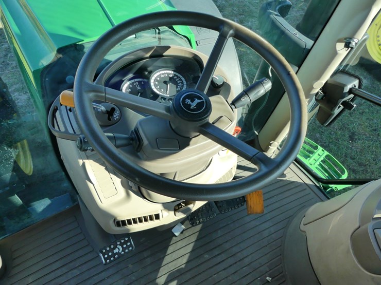 2021-john-deere-6195r-image-15