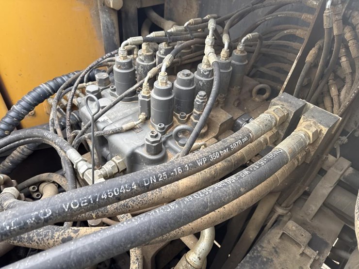 #1881-•-2020-volvo-ec480e-excavator-image-50