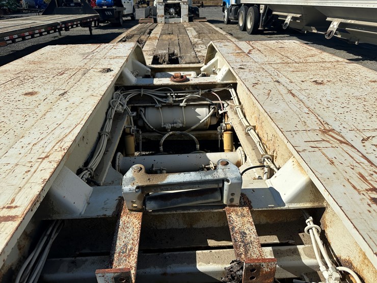 #32747-•-2000-mastec-40'-tri/a-rgn-lowboy-trailer-vin:-1tkj05133ym031587-image-20