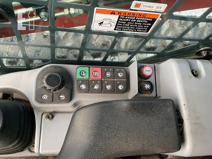 2023-kubota-svl75-3-image-17