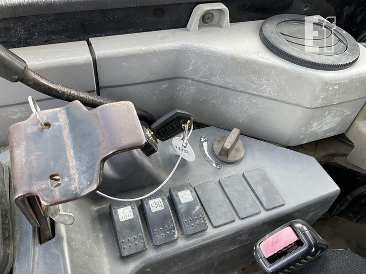 2014-caterpillar-303.5e-cr-image-16