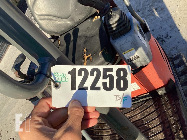 2018-kubota-u17-image-21