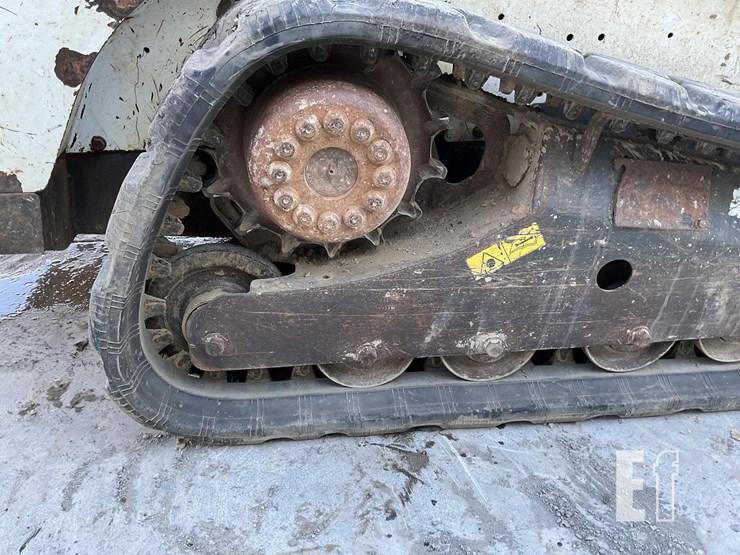 2015-bobcat-t550-image-12