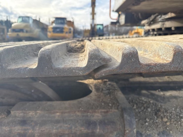 #1881-•-2020-volvo-ec480e-excavator-image-85