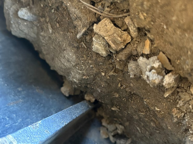 #32825-•-volvo-ec200e-crawler-excavator-image-21