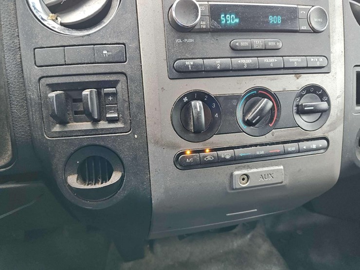 2016-ford-expedition-image-23