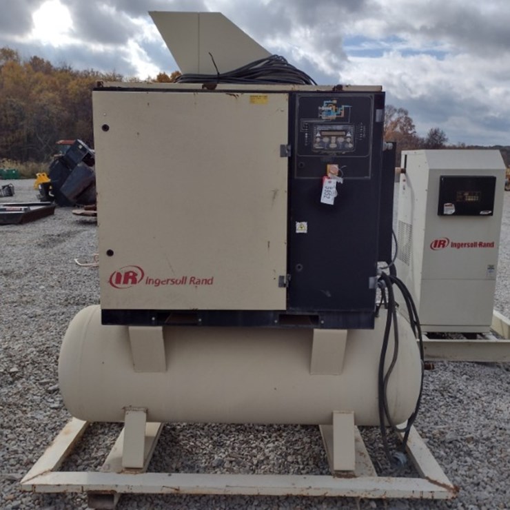 10 Ingersoll Rand 3 Phase Electric Air Comp (QEA 5952)