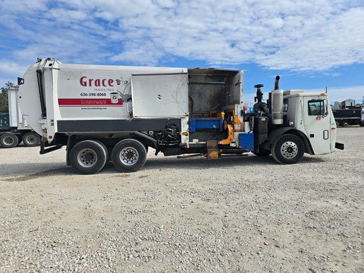 2008-mack-leu613-image-31