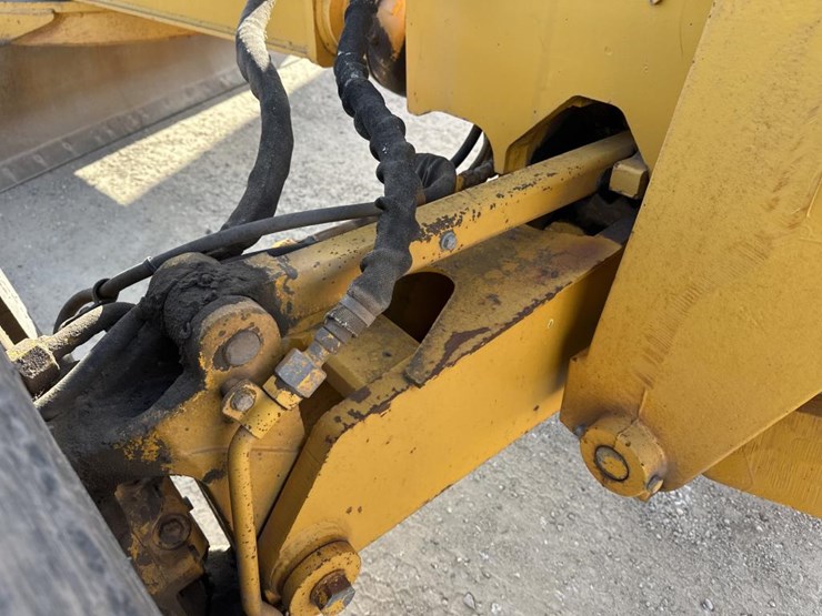 1989-john-deere-6-image-18