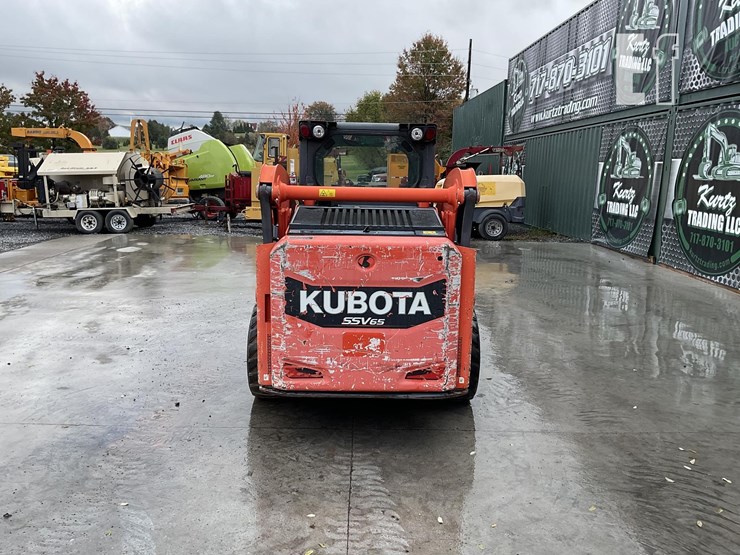 2017-kubota-ssv65-image-3