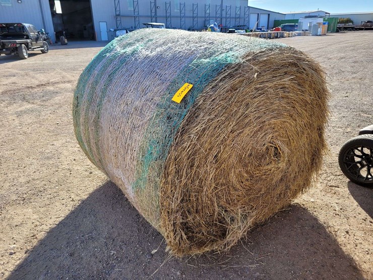 mixed-grass-hay-980±-lb.-bales-image-2