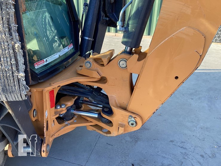 2022-case-580sn-image-12