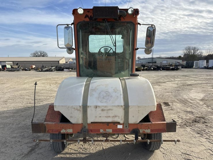 #1905-•-broce-sweeper-image-8