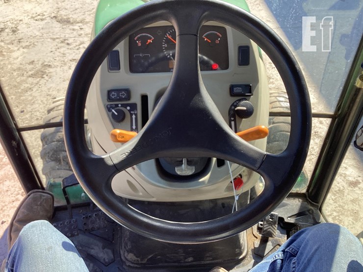 2011-john-deere-3720-image-15