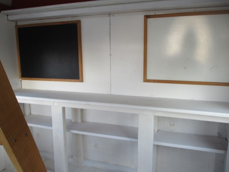 #435-•-6'x8'-play-house-w/-loft-used-image-5