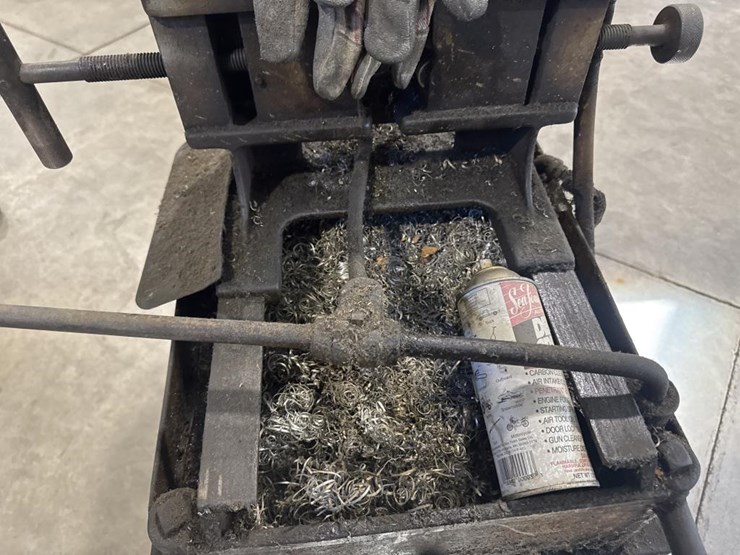 #3875-•-oster-mfg-pipe-threader-image-18