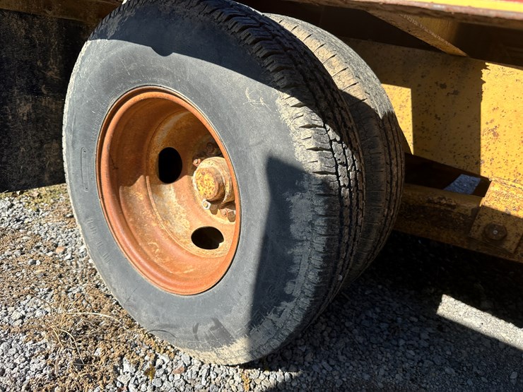 #32818-•-18'-t/a-pintle-hitch-equipment-trailer-image-8