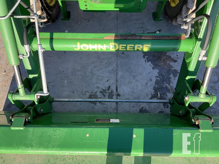 2023-john-deere-4044r-image-10