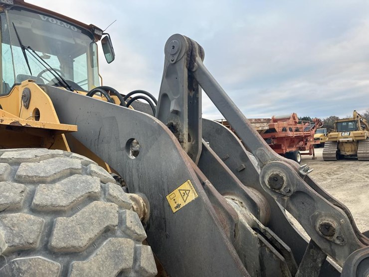 volvo-l220e-image-26