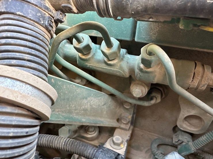 #32825-•-volvo-ec200e-crawler-excavator-image-84