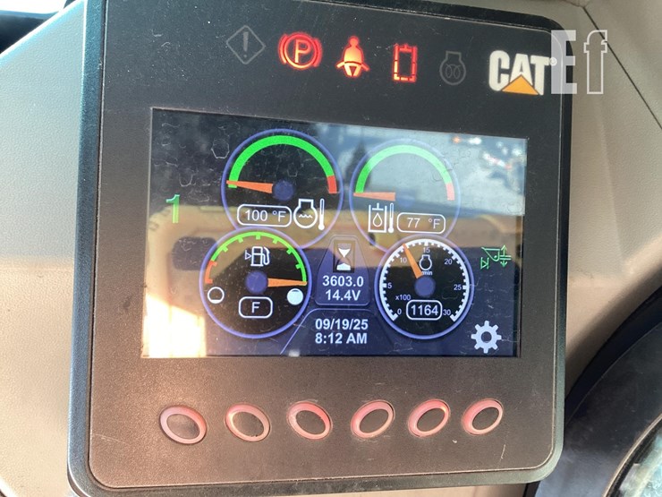 2021-caterpillar-289d3-image-22