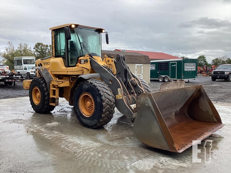 2012-volvo-l70f-image-10