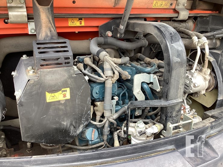 2018-kubota-kx080-4-image-15