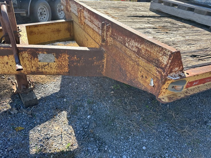 #32818-•-18'-t/a-pintle-hitch-equipment-trailer-image-19
