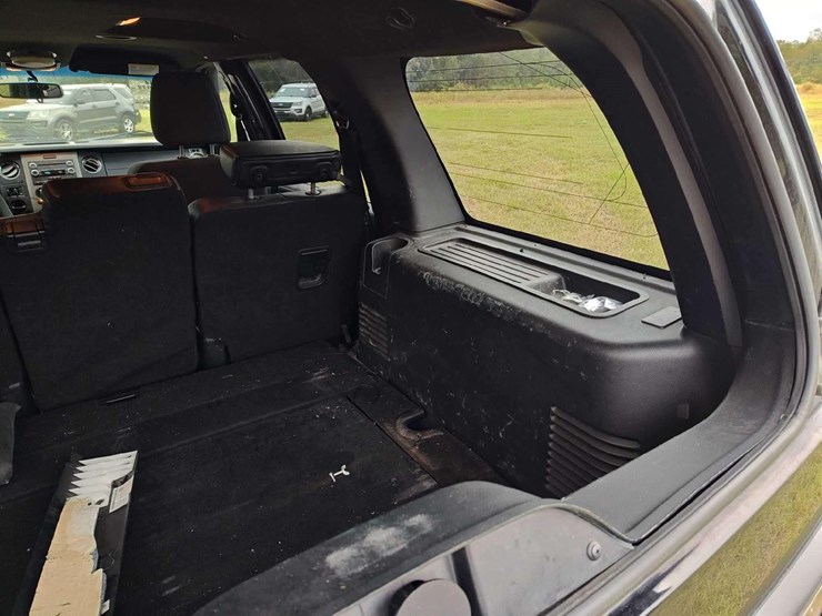 2016-ford-expedition-image-36