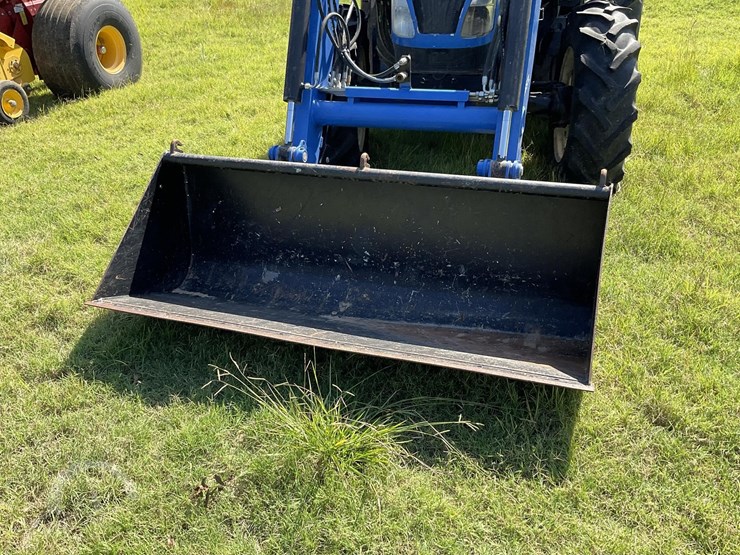 2016-new-holland-t4.100-image-5